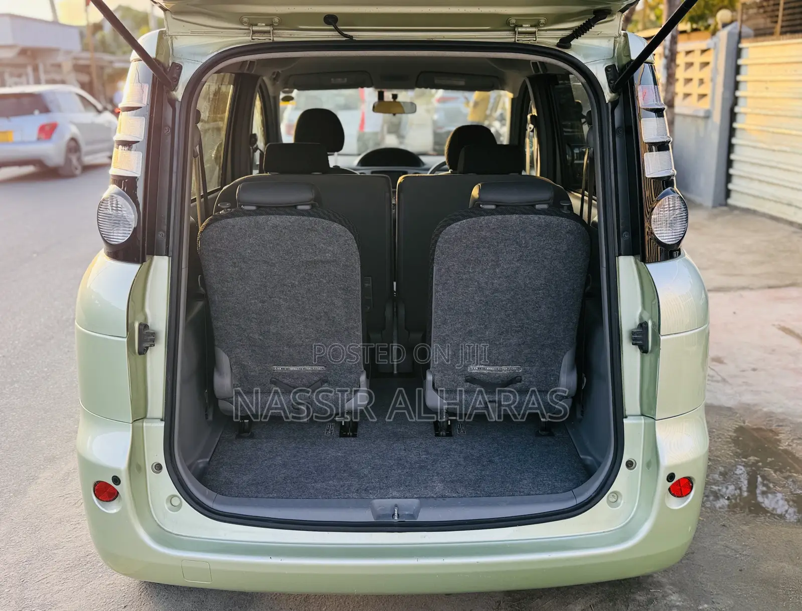 Toyota Sienta 1.5 AWD 2008 Green