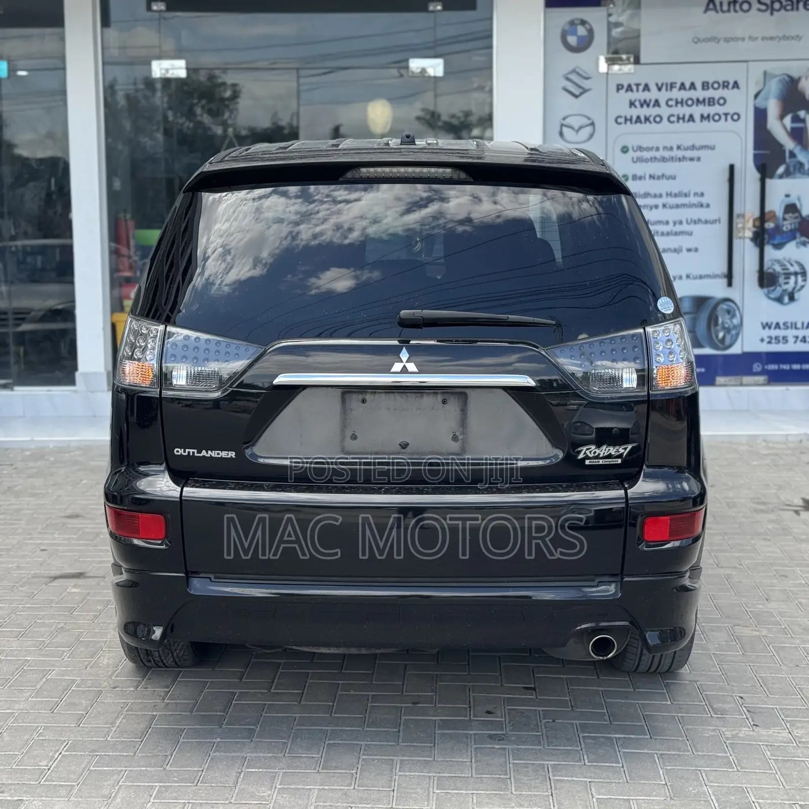 Mitsubishi Outlander 2012 Black