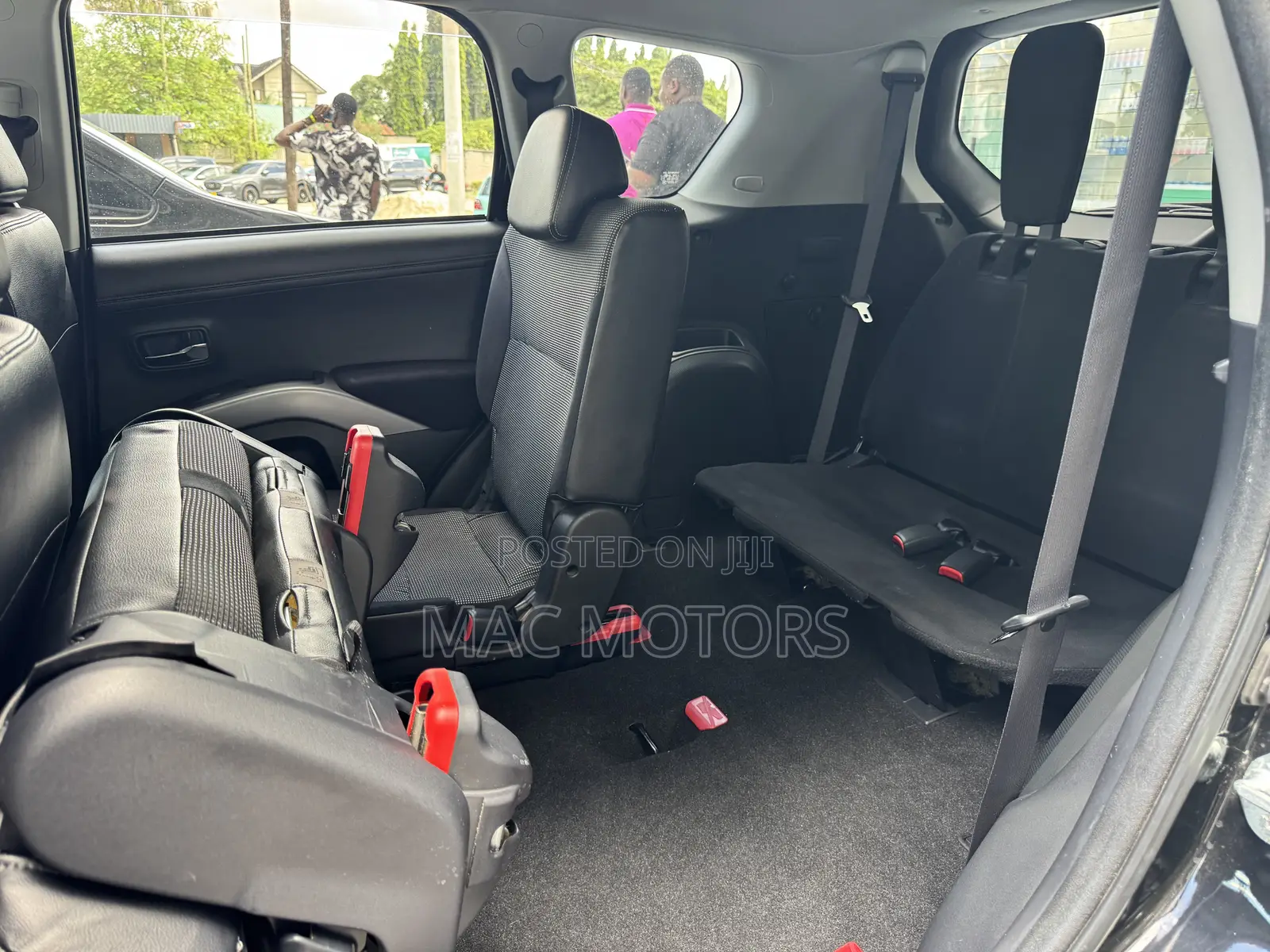Mitsubishi Outlander 2012 Black