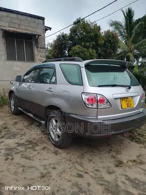 Toyota Harrier 2002 Silver