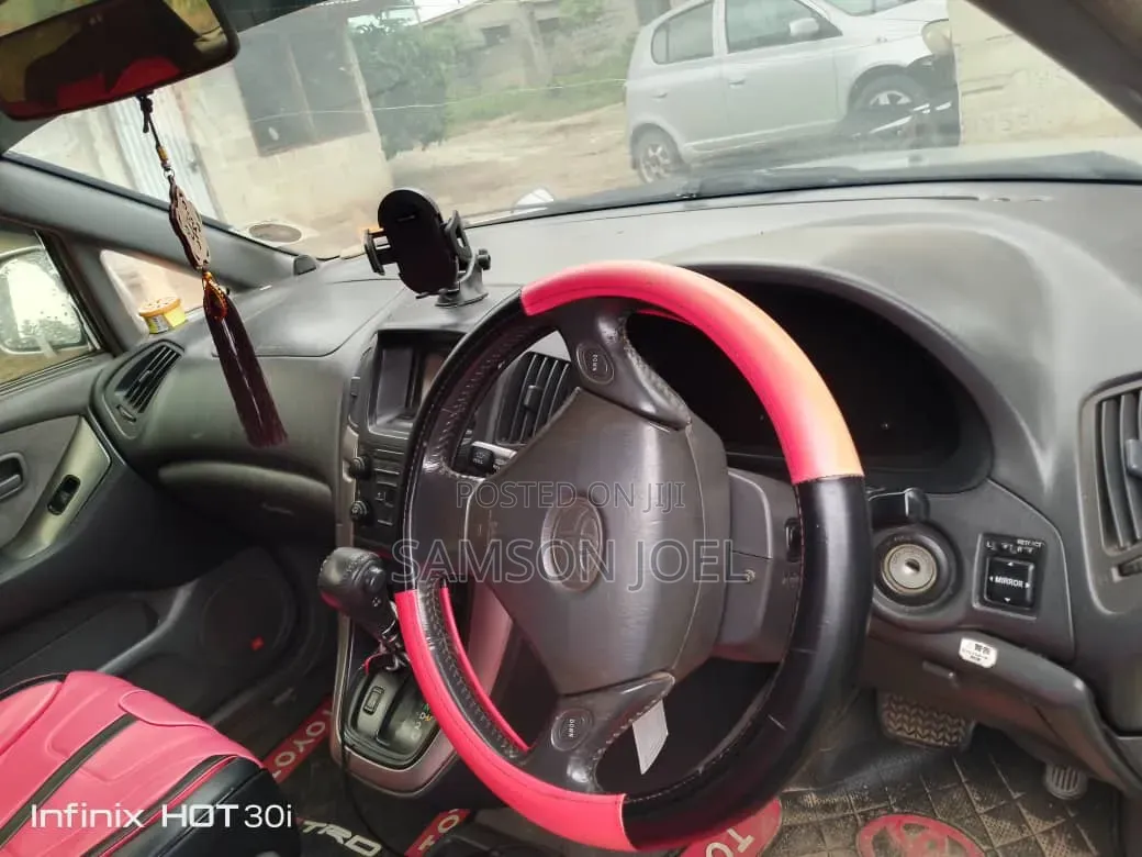 Toyota Harrier 2002 Silver