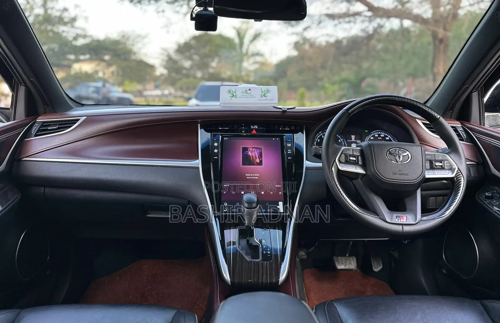 Toyota Harrier 2.0 2016 Pearl