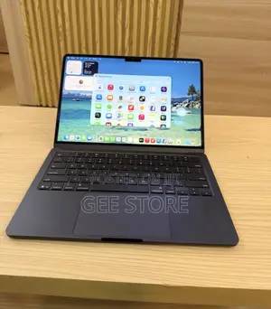 New Laptop Apple MacBook Air 2025 M4 16GB Apple M4 SSD 512GB
