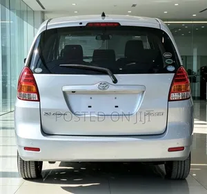 Toyota Corolla Spacio 2005 Silver