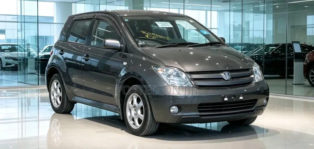 Toyota IST 2004 Gray