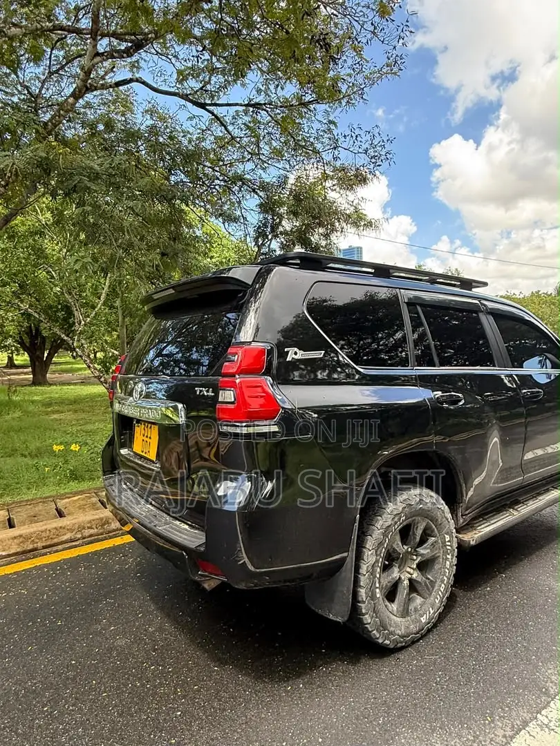 Toyota Land Cruiser Prado 2.7 i 2013 Black
