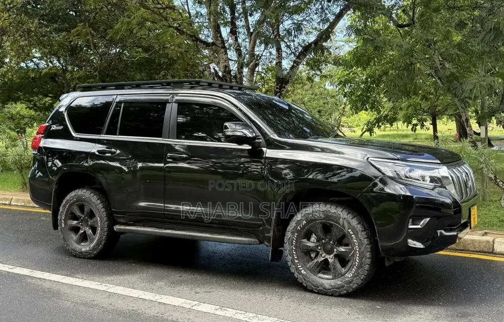 Toyota Land Cruiser Prado 2.7 i 2013 Black