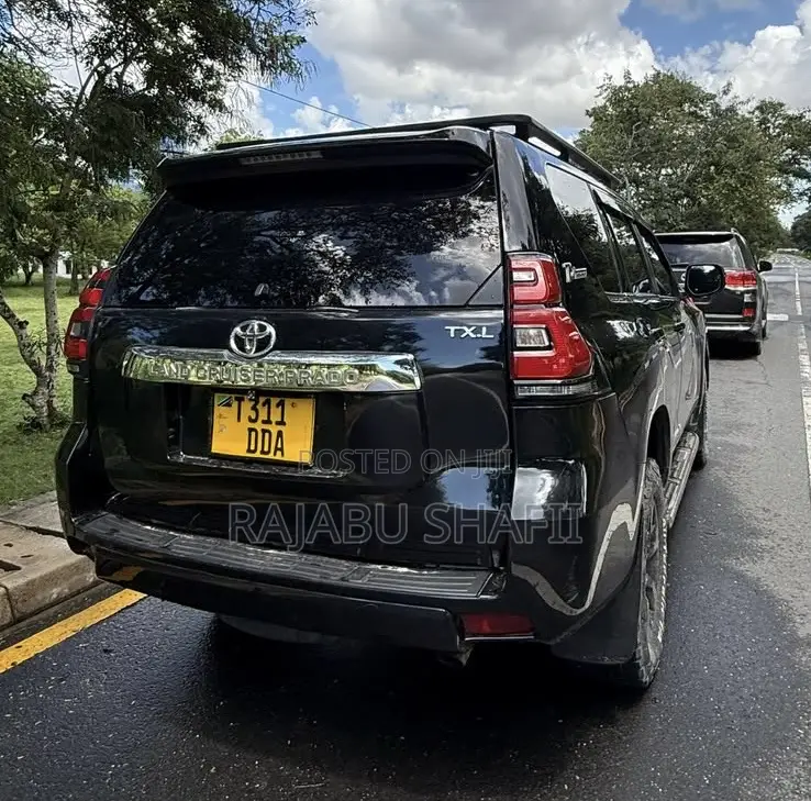 Toyota Land Cruiser Prado 2.7 i 2013 Black