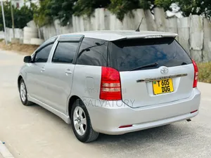 Toyota Wish 2003 Silver