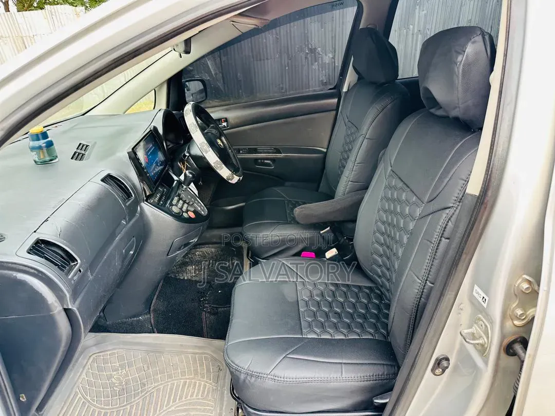 Toyota Wish 2003 Silver