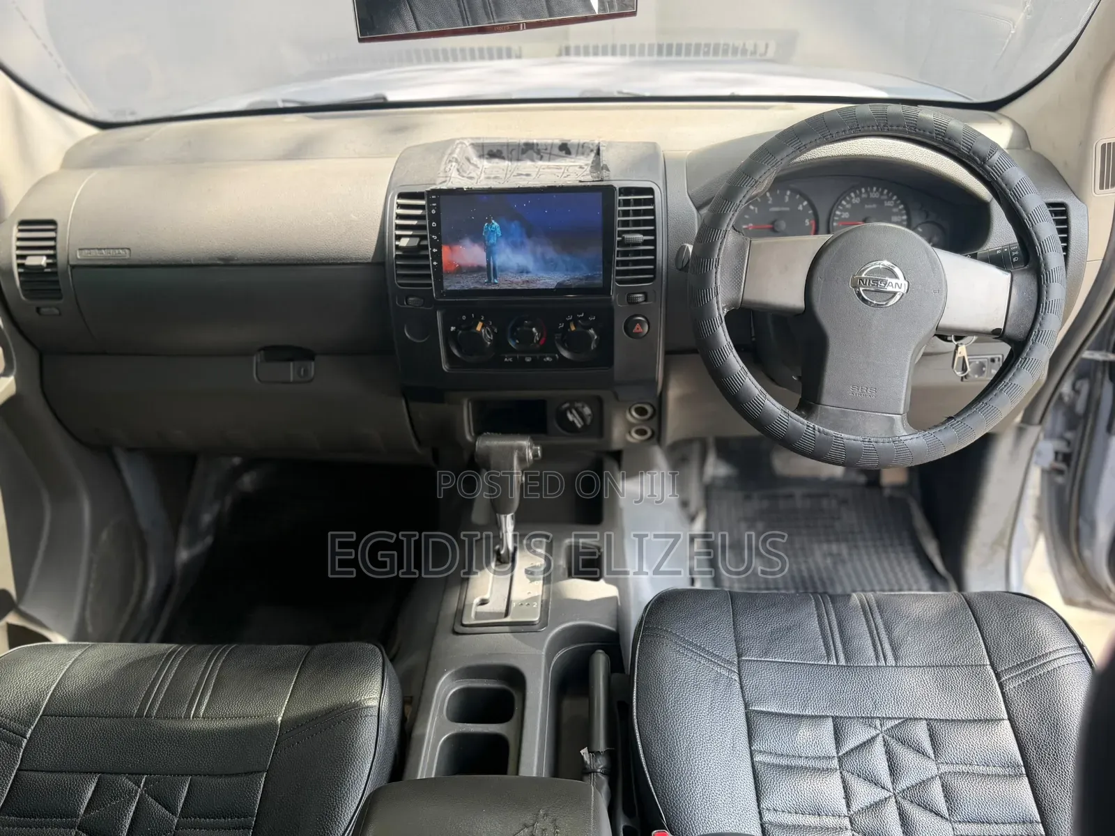 Nissan Navara 2011 Blue