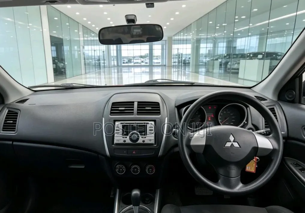 Mitsubishi Outlander 2010 Red