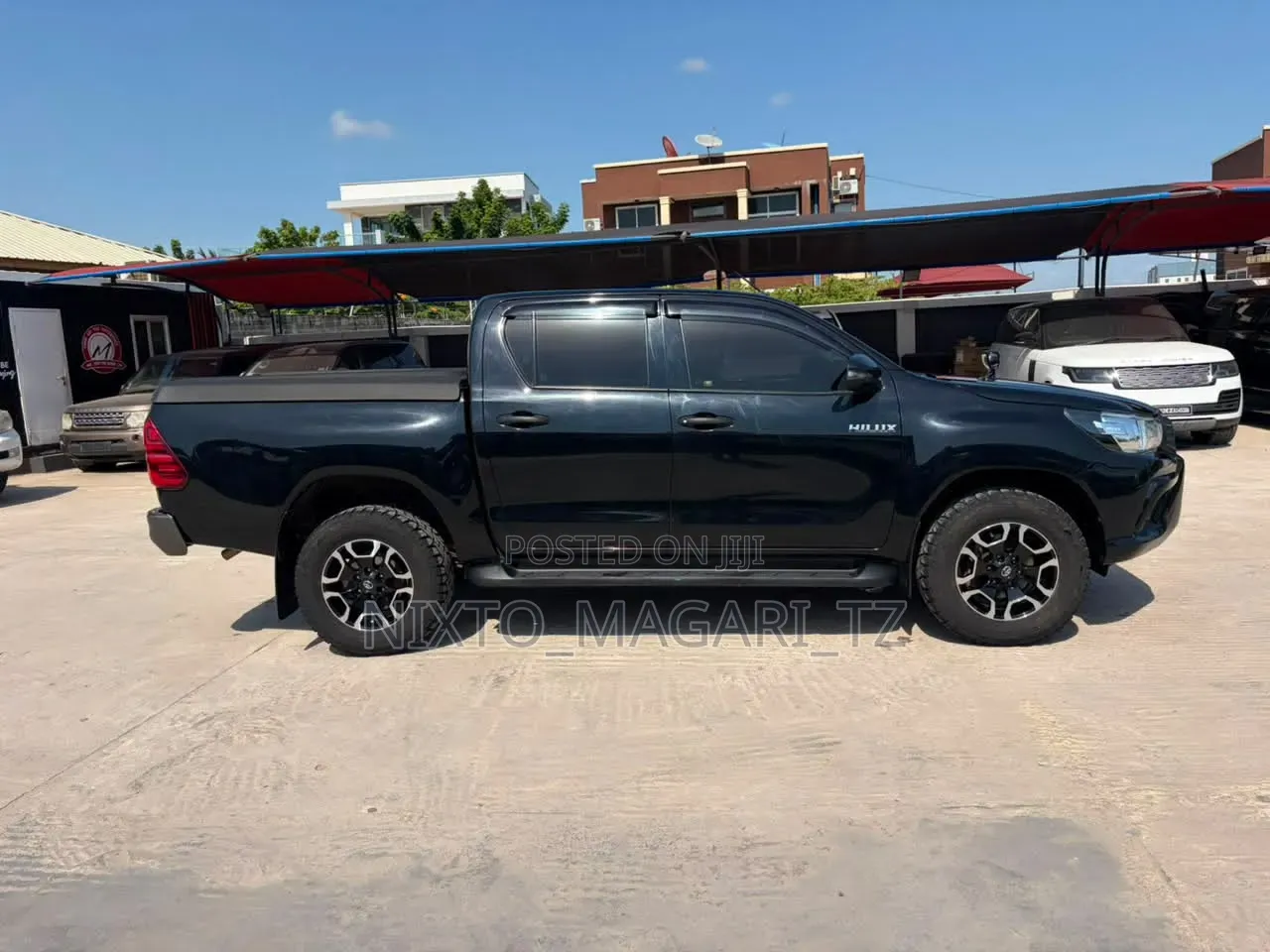 Toyota Hilux 2018 Black
