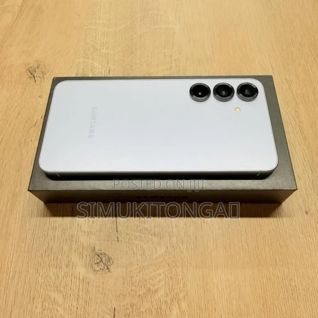 New Samsung Galaxy S25 256 GB