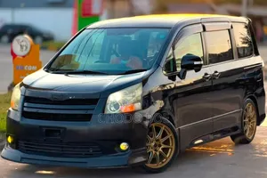 Toyota Noah 2009 Black