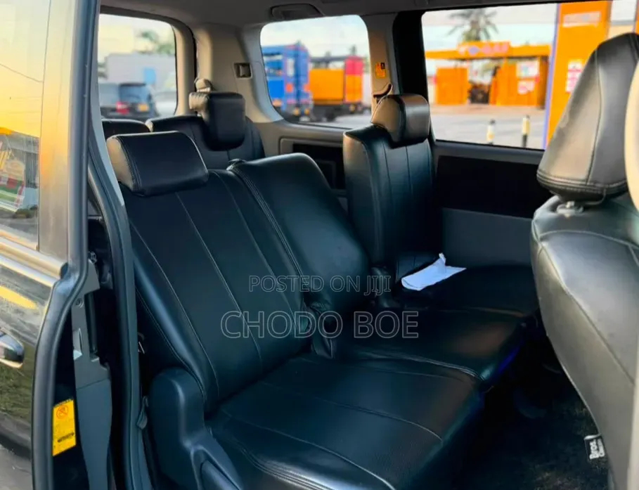 Toyota Noah 2009 Black