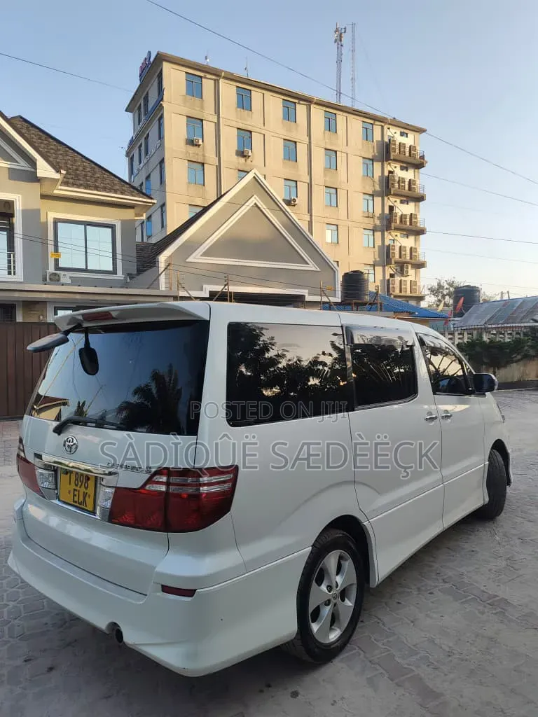 Toyota Alphard 2006 White