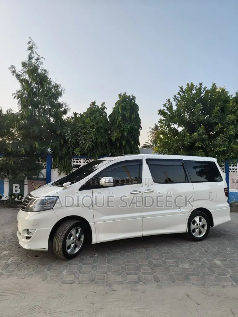 Toyota Alphard 2006 White