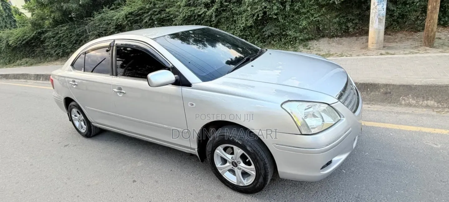 Toyota Premio 2005 Silver