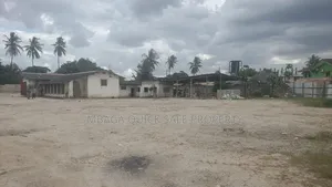 Yard Area SQM 4000 for Rent Usd 9000pm Located in Kurasini