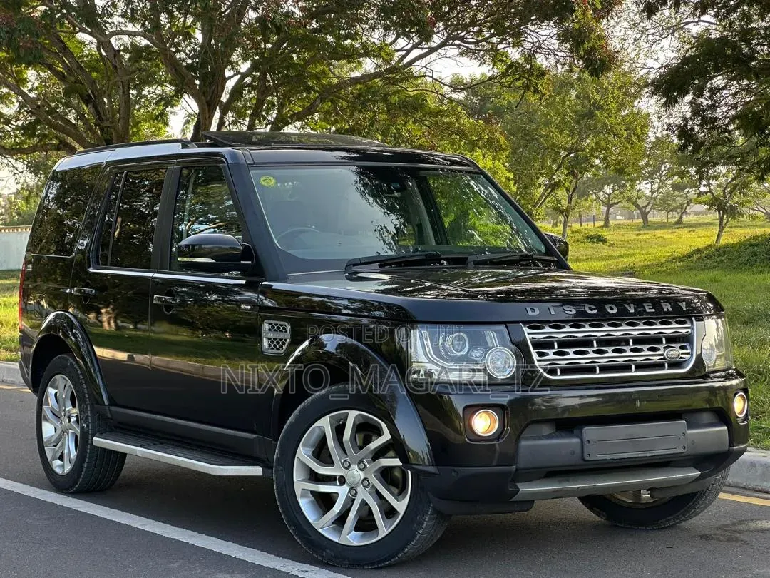 Land Rover Discovery 2015 Black