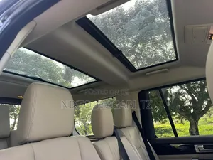 Land Rover Discovery 2015 Black