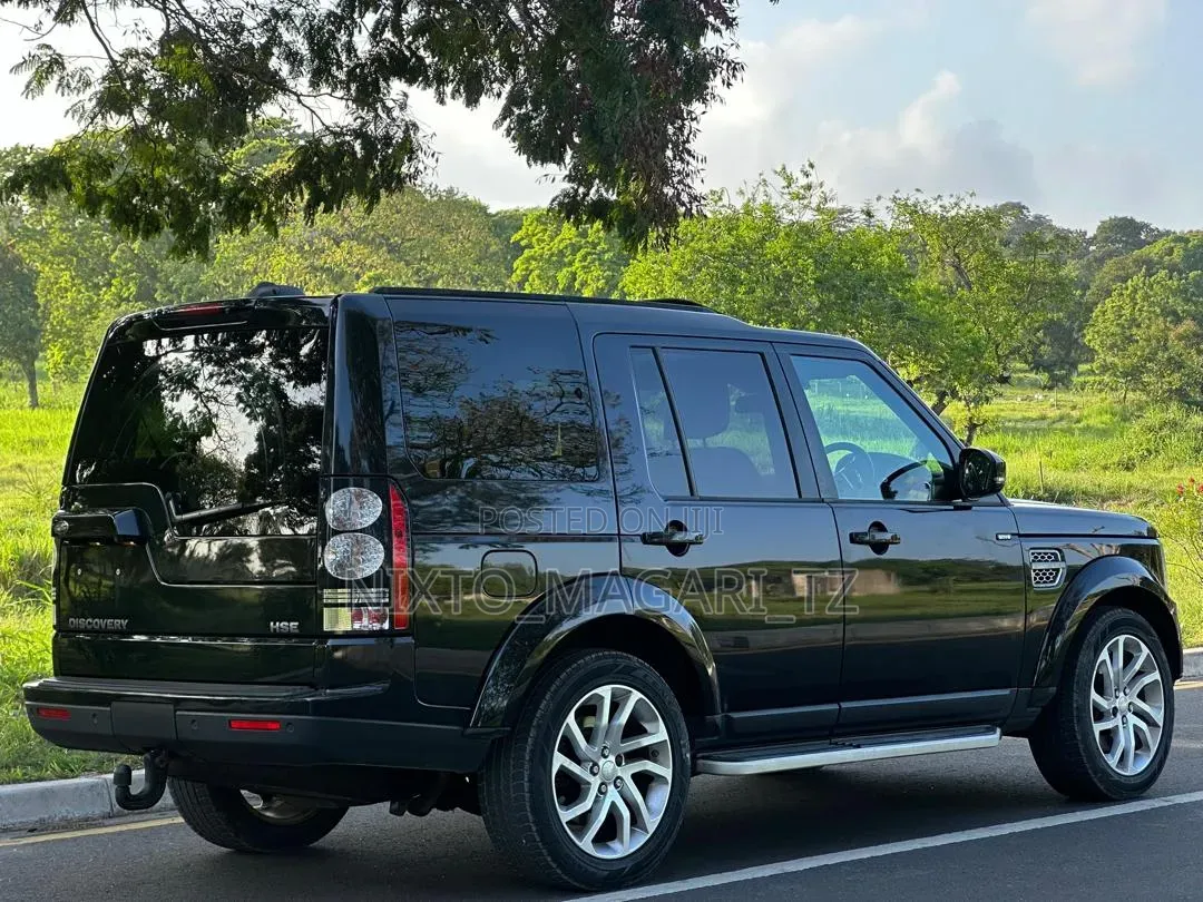 Land Rover Discovery 2015 Black