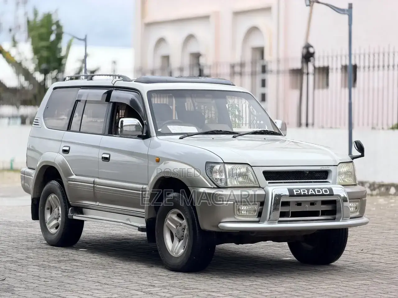 Toyota Land Cruiser Prado 2004 Silver