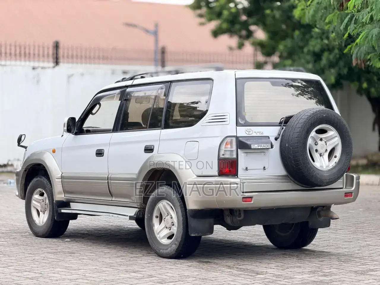 Toyota Land Cruiser Prado 2004 Silver
