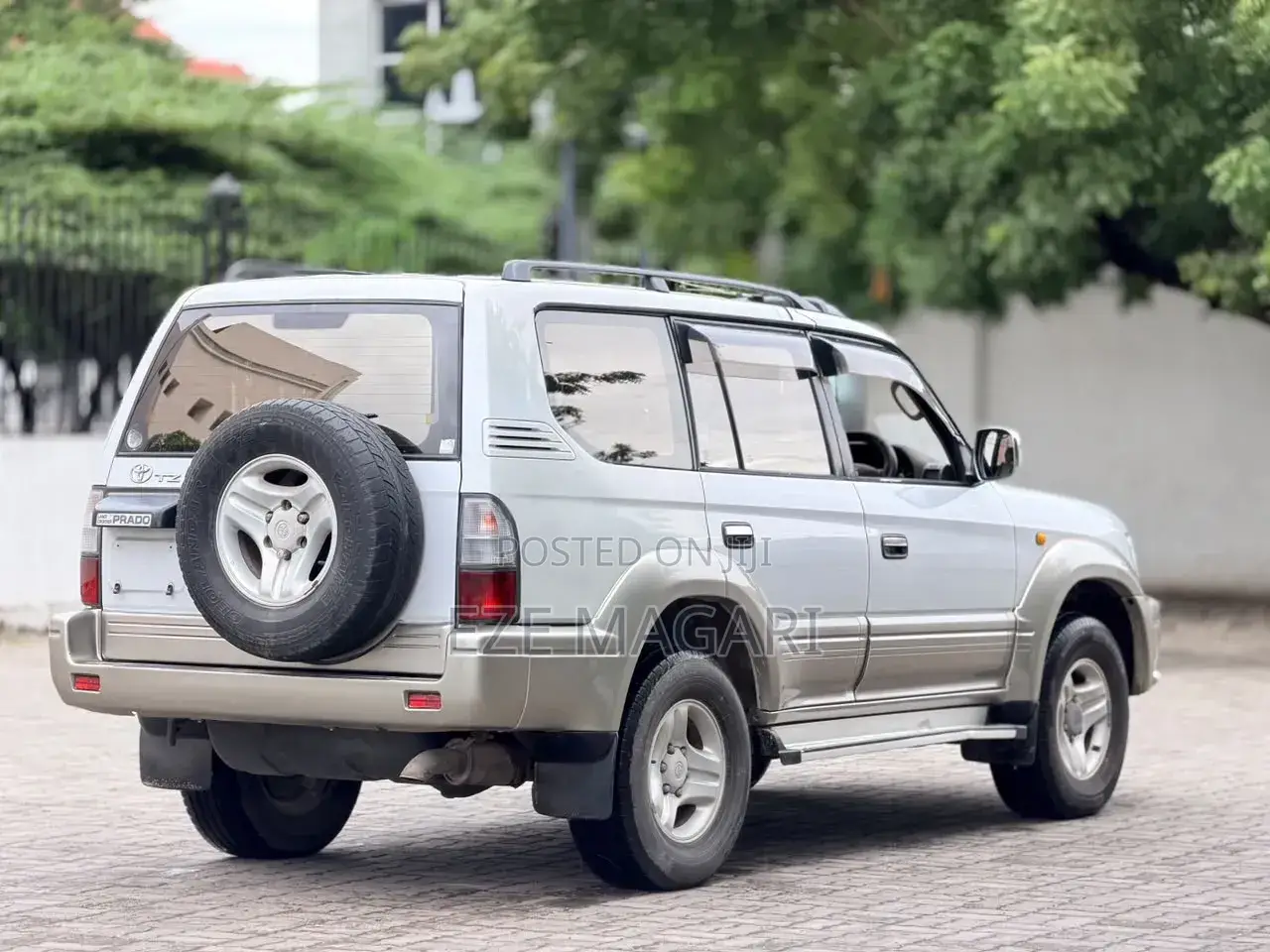Toyota Land Cruiser Prado 2004 Silver
