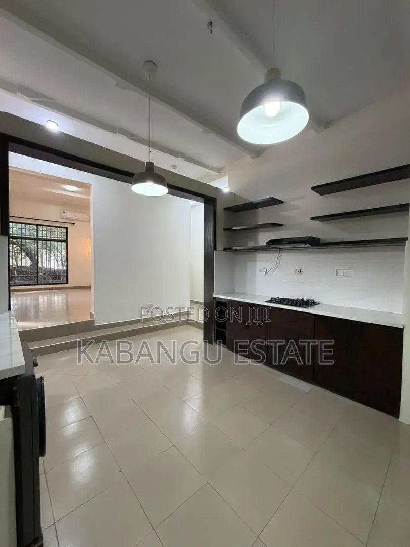 2bdrm Villa in Oyst2, Oyster Bay for rent