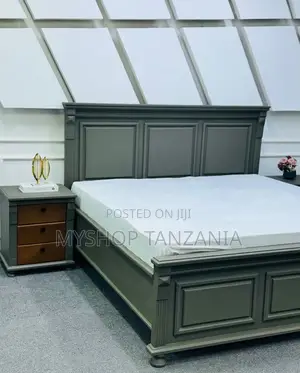 Kitanda Cha Mbao Imara 6/6 Ubora Wa Hali Ya Juu (Kitanda Tu).