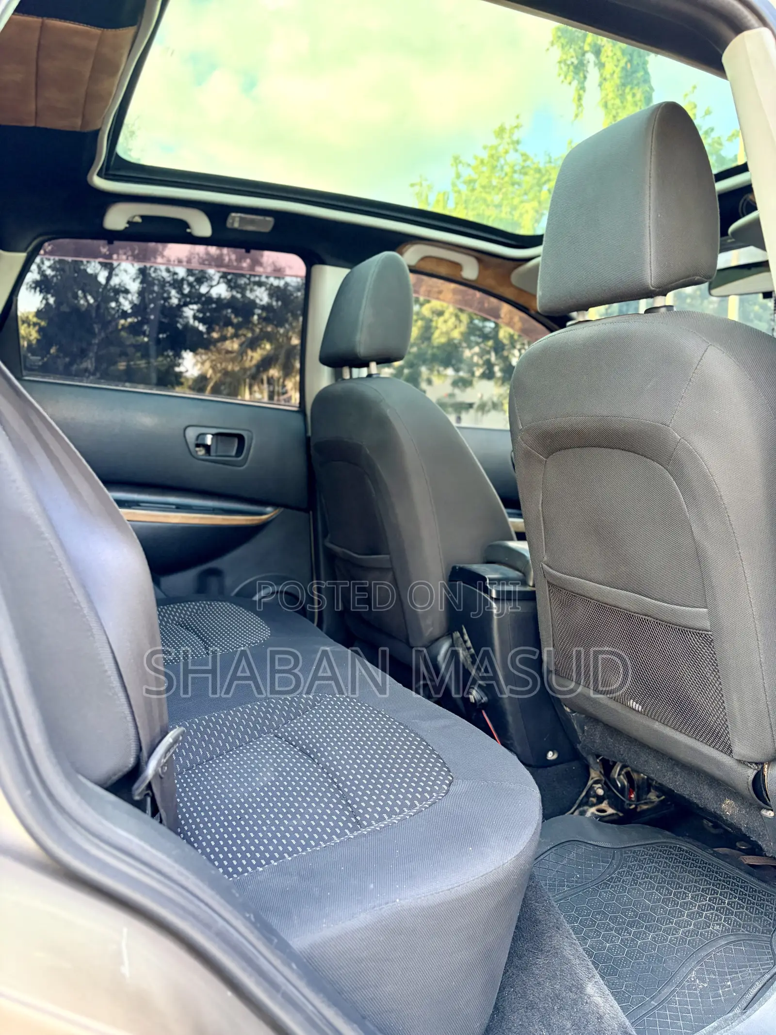 Nissan Dualis 2010 Beige