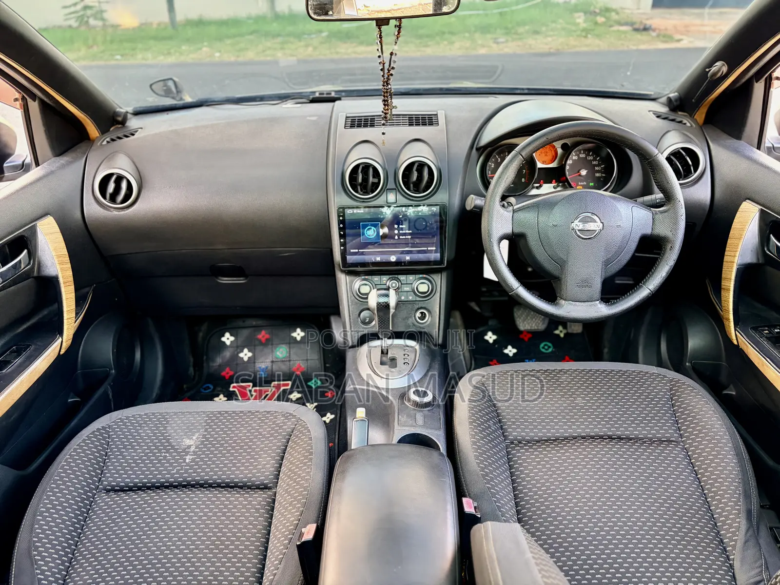 Nissan Dualis 2010 Beige