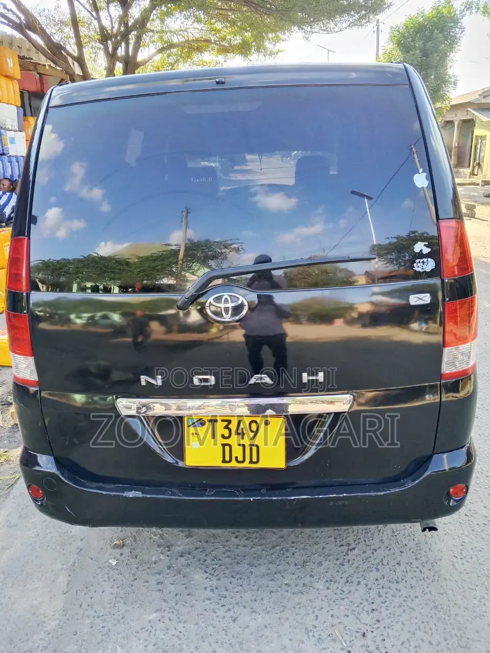 Toyota Noah 2003 Black