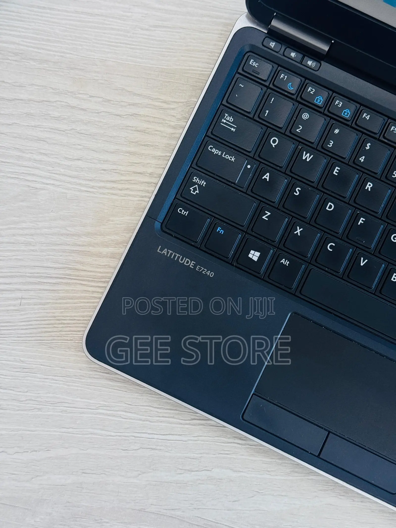 Laptop Dell Latitude E7240 8GB Intel Core i5 SSD 256GB