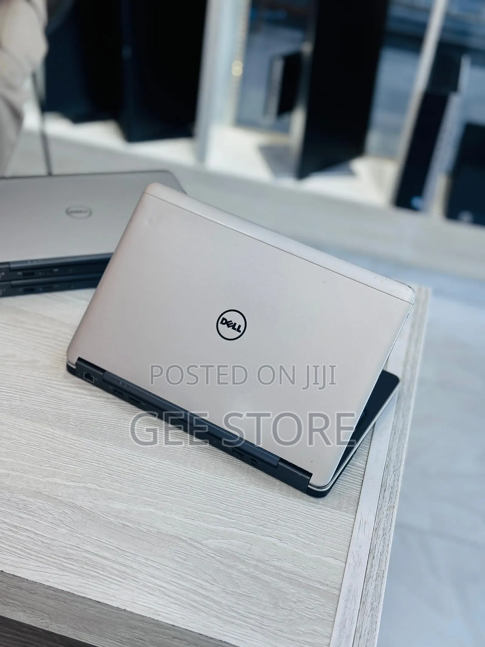 Laptop Dell Latitude E7240 8GB Intel Core i5 SSD 256GB