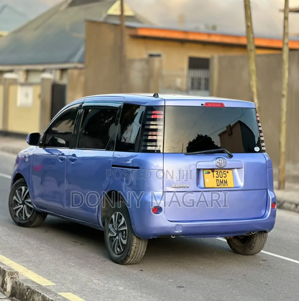 Toyota Sienta 2005 Blue