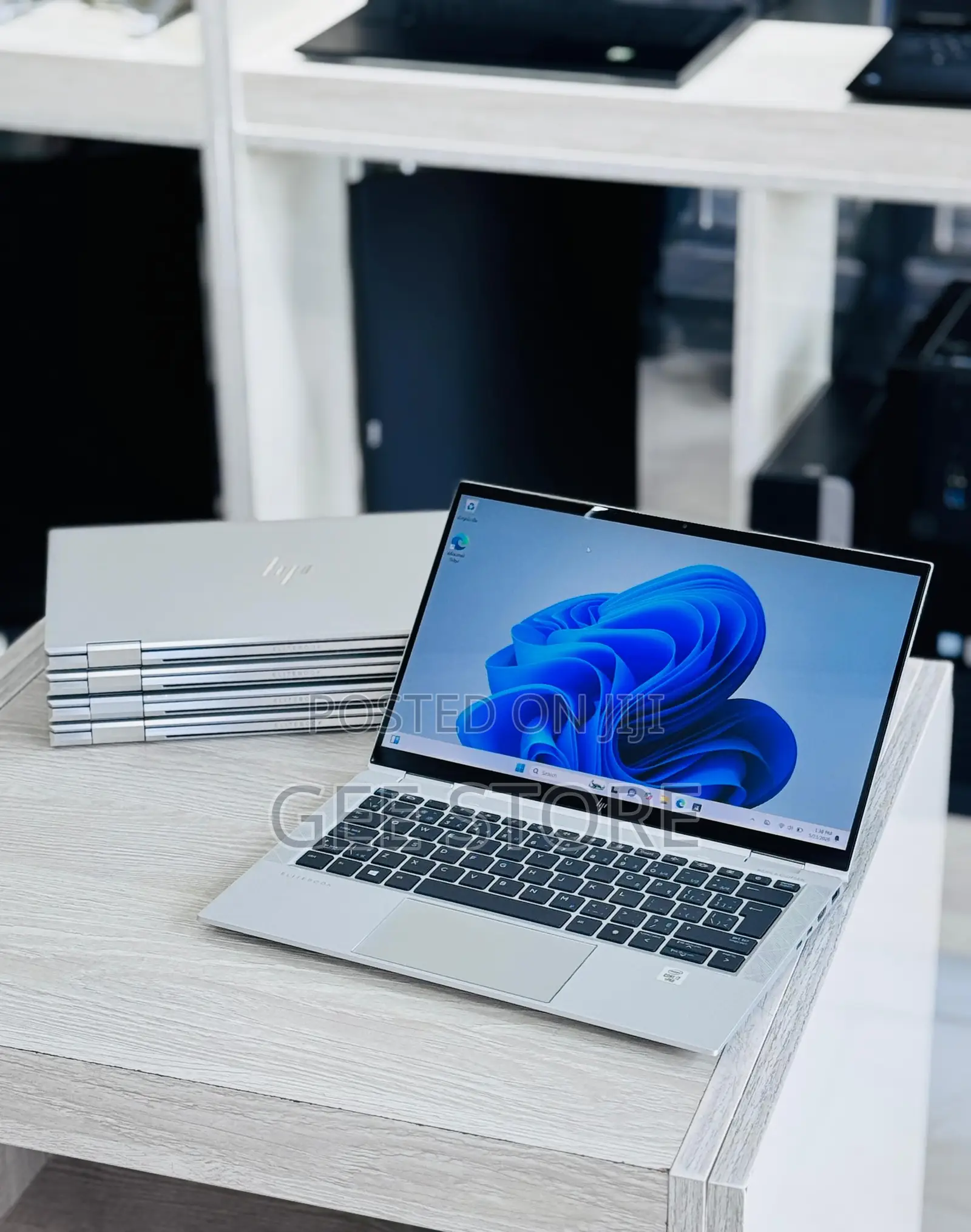 Laptop HP EliteBook x360 1030 G7 32GB Intel Core i7 SSD 512GB