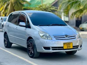 Toyota Corolla Spacio 2003 Silver