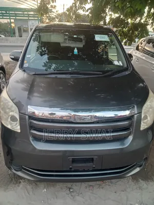 Toyota Noah 2008 Black