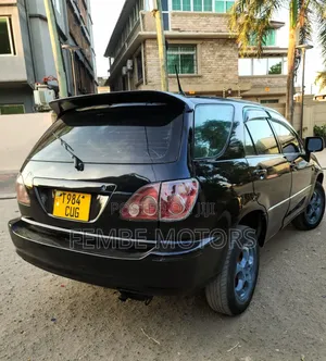 Toyota Harrier 2004 Black