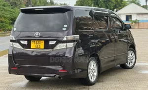 Toyota Vellfire 2009