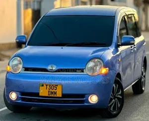Toyota Sienta 2005 Blue