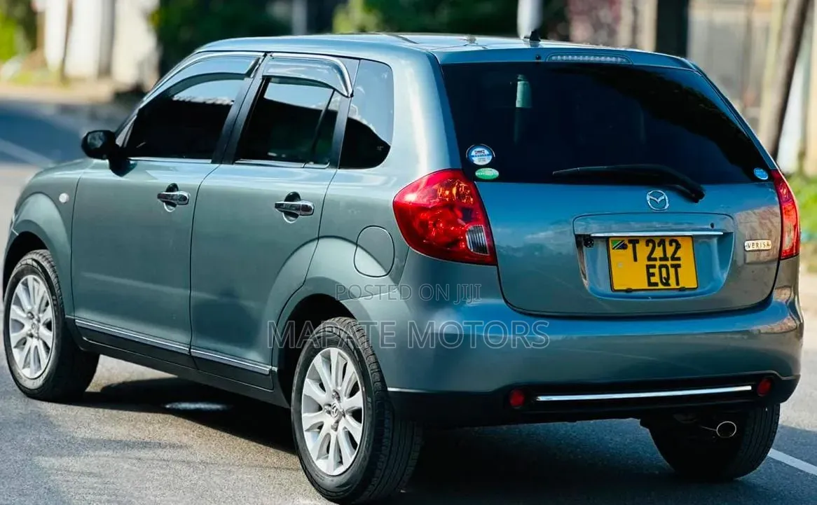 Mazda Verisa 2012 Gray