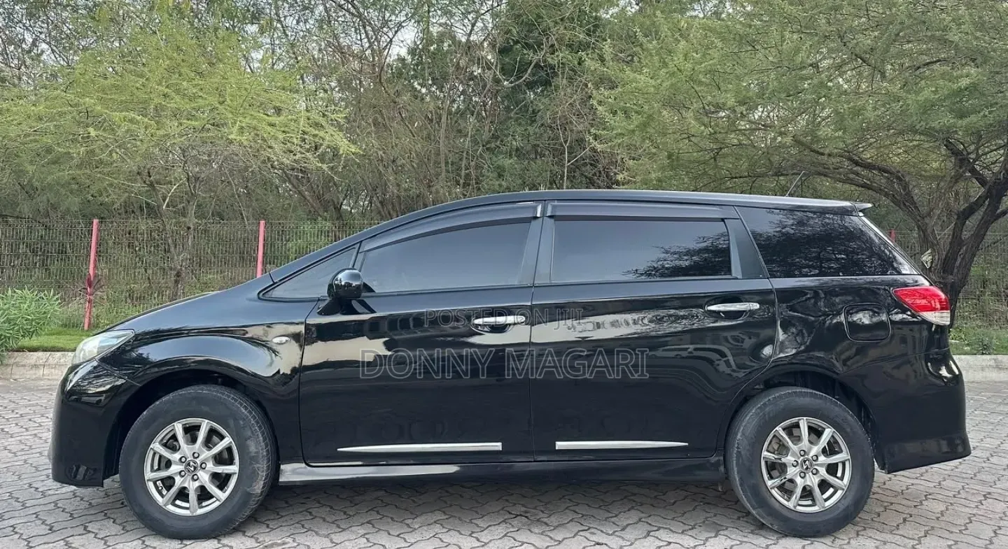 Toyota Wish 2009 Black