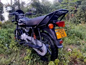Bajaj Boxer 125 2025 Black