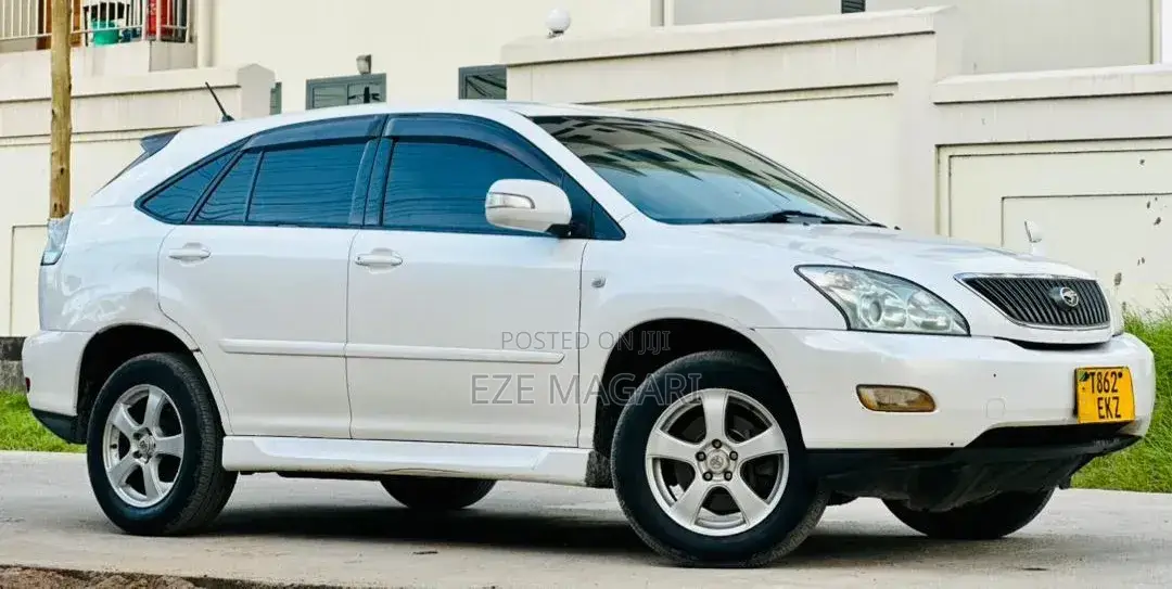 Toyota Harrier 2006 White