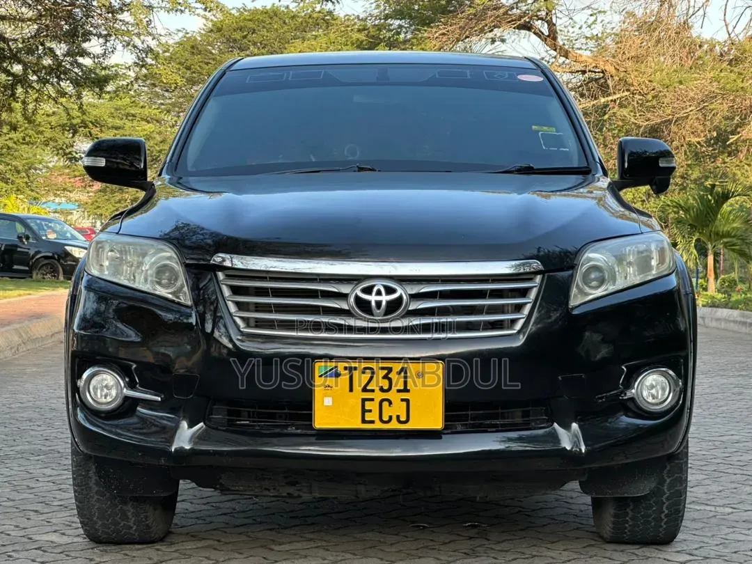 Toyota Vanguard 2010 Black