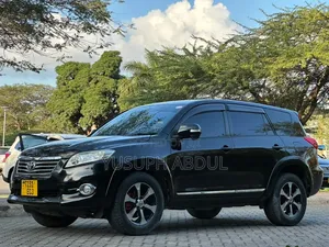Toyota Vanguard 2010 Black